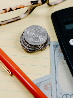 Servicios de asesoría jurídica para economistas colegiados